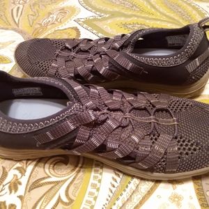 Skechers Sandals, "Reggae Fest" Neap, size 8.5